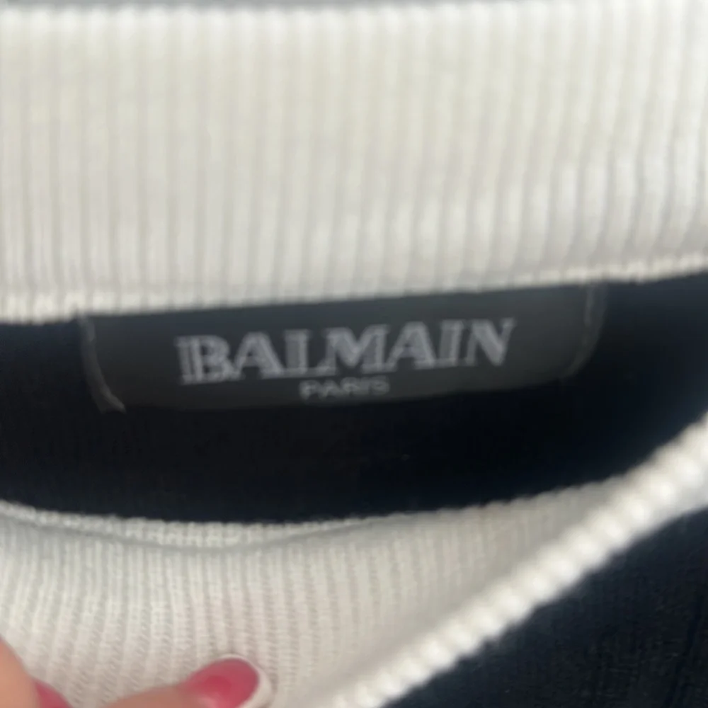 Authentic Balmain Sweater - Picture 2 of 2